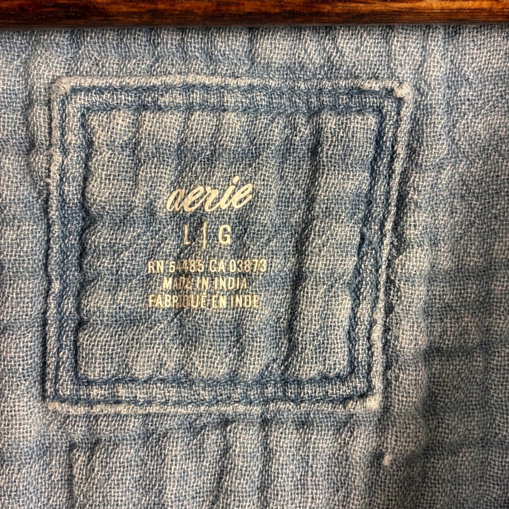 Aerie Button Down Shirt Womens Large Blue Excellent Gauze Cotton Oversized - Picture 3 of 5